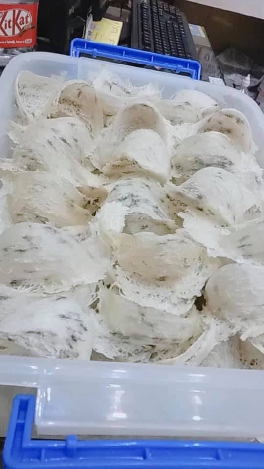 Yến rút lông Yến rút lông